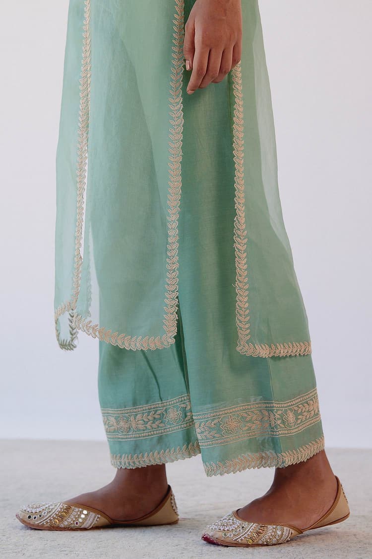 Women Green Organza Viscose Chanderi Zari Kurta Set