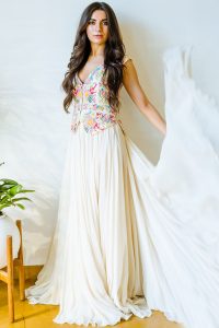 Embroidered Skirt Set By Varun Bahl