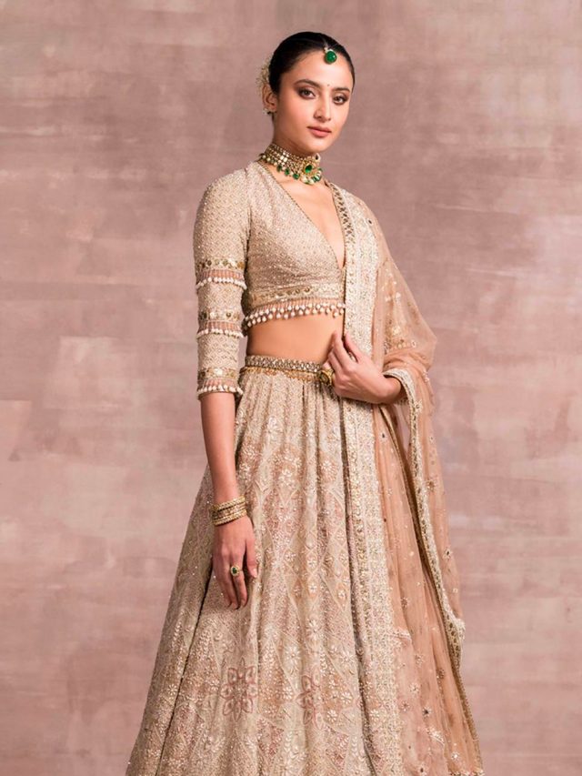 Chikankari Designer Outfits | Aza Fashions