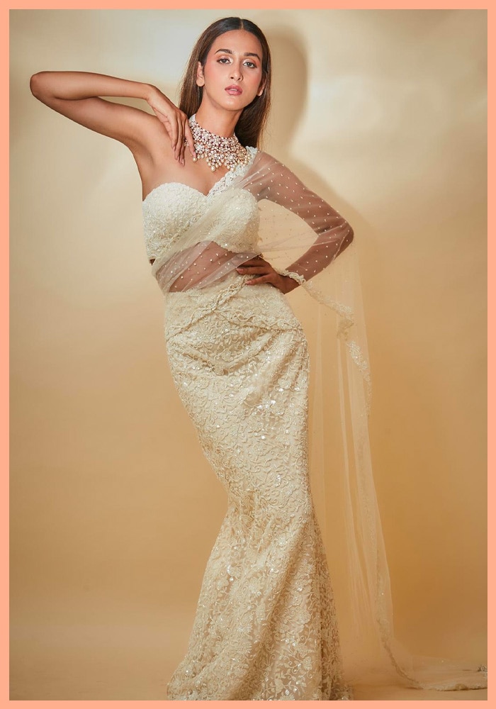 White Tulle Hand Embroidered Blouse And Pre-draped Saree Set