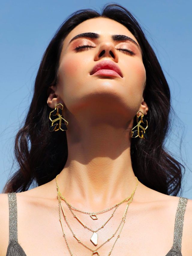 Edit Designer Jewelleries from Aza Fashions