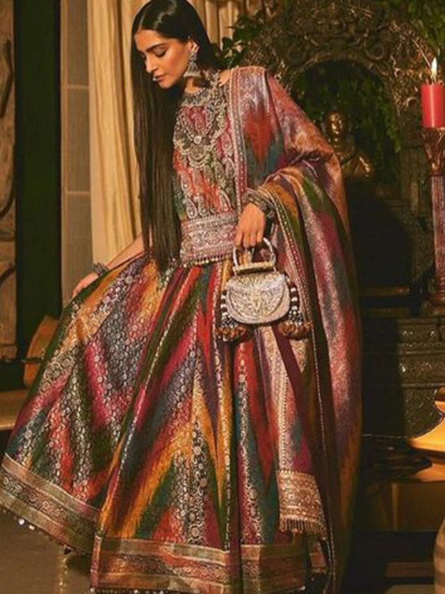 How to wear same bridal lehenga in different ways