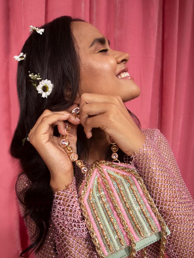 Aza recommended luxury it bags