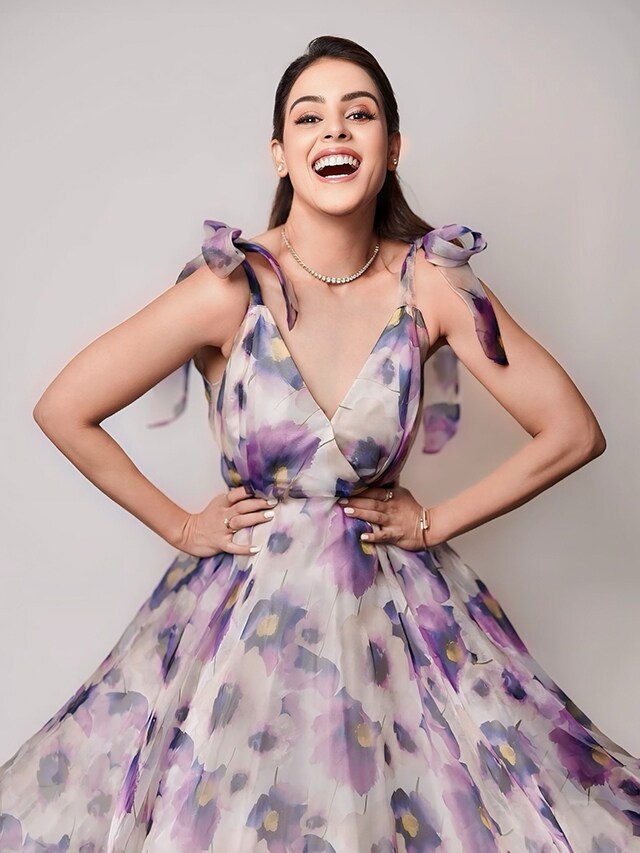 Genelia Deshmukh poster image