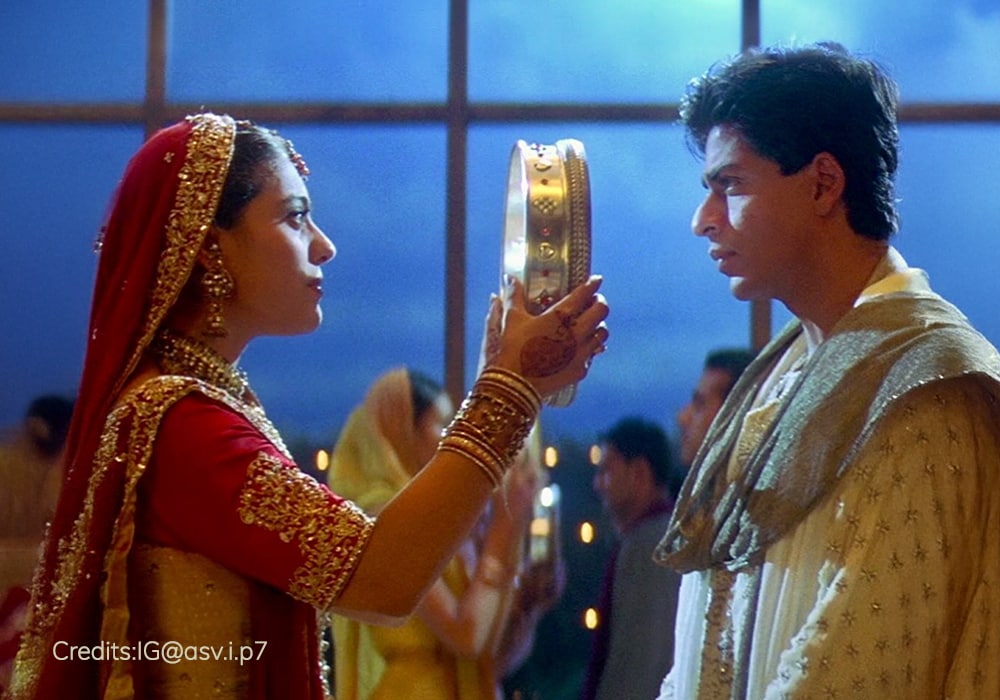 Kajol and Shahrukh Khan doing Karwa Chauth onscreen