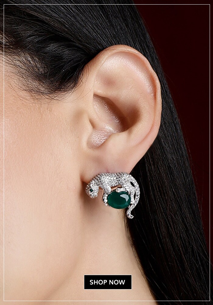 This Wedding Season, Swap Danglers for Stunning Studs Under 5K! 13 Jaguar shaped studs