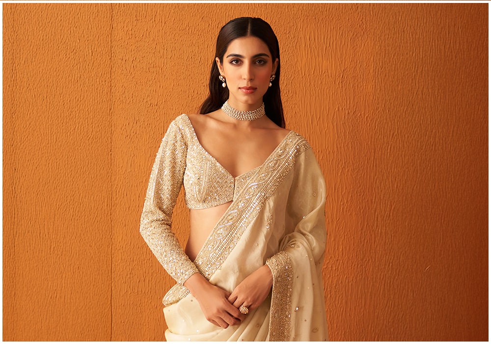 Find the Right Tissue Saree Blouse Design 