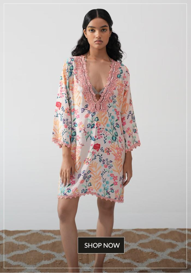 What Is a Kaftan? Your Guide to This Effortlessly Chic Garment 