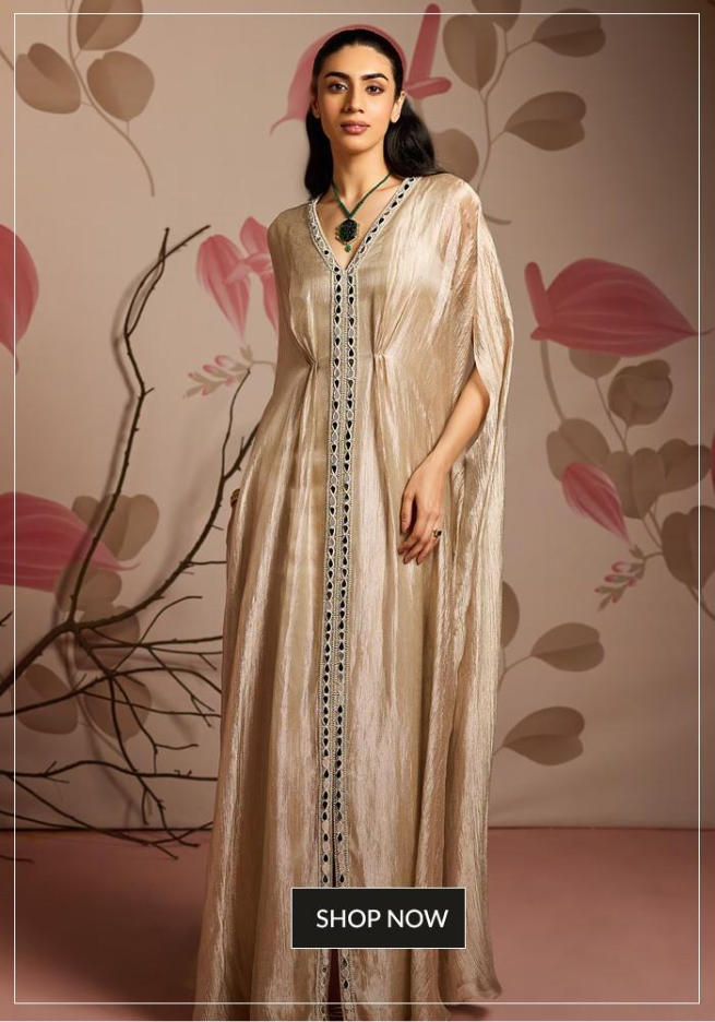 What Is a Kaftan? Your Guide to This Effortlessly Chic Garment 
