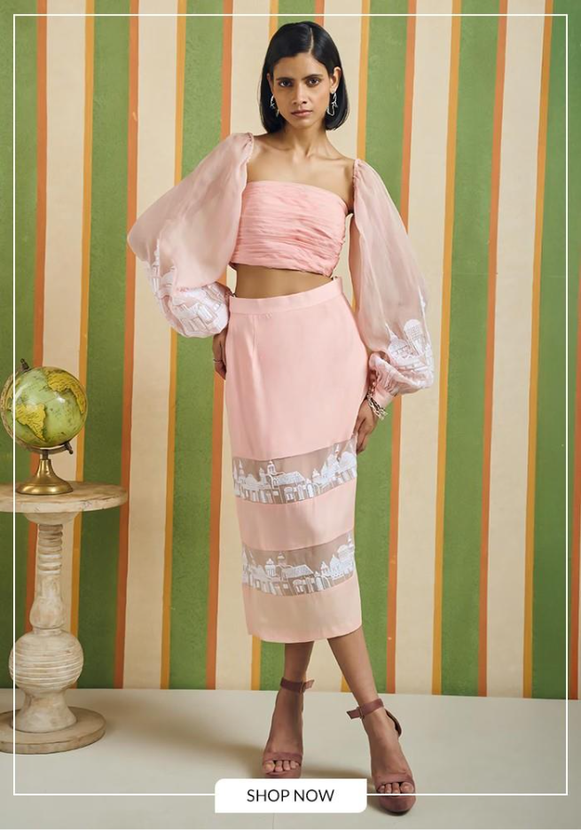 What is a Pencil Skirt? 6 What is a Pencil Skirt?