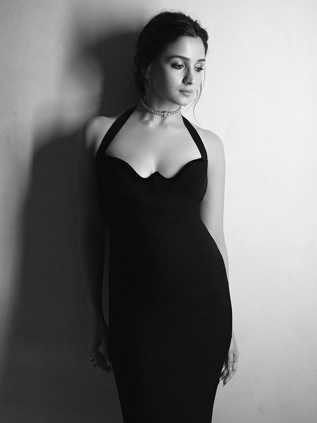 Alia Bhatt black dress