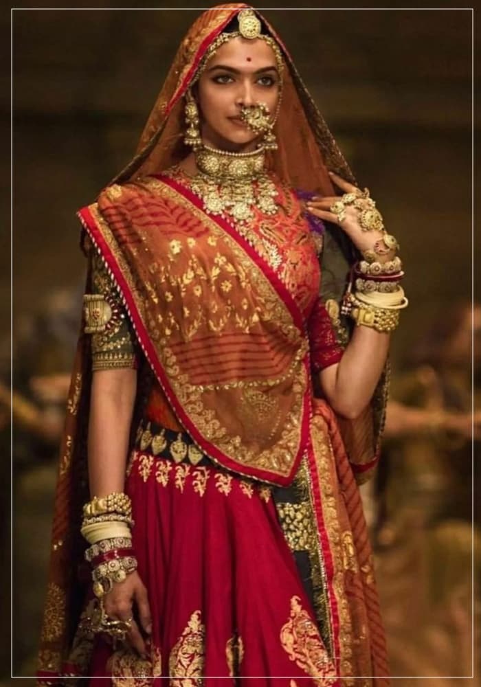 Deepika Padukone wearing RAH made costume in Padmavat
