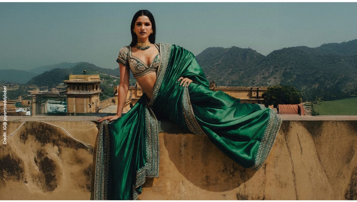 How to Look Slim in a Saree