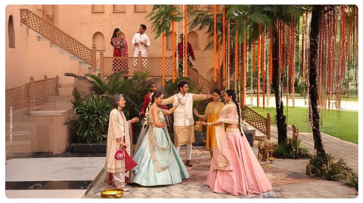 What to Wear to Look Slimmer: 10 Fashion Tips for a Flattering Silhouette