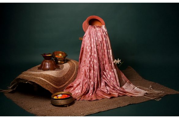 The Ultimate Guide to Handloom Fabrics of India