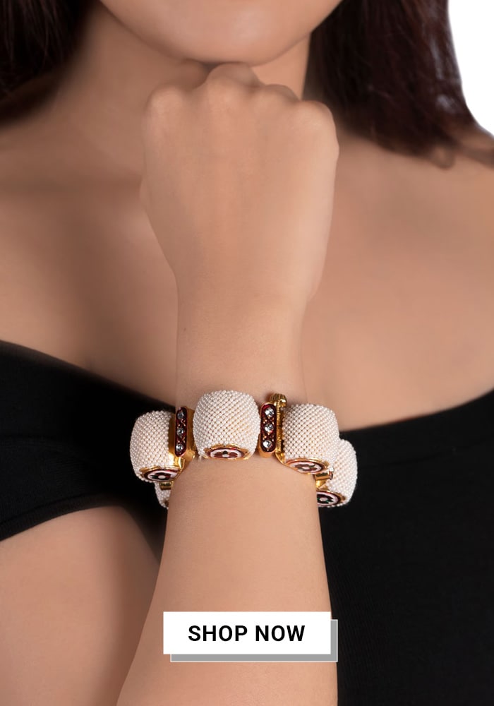 White structural bangle