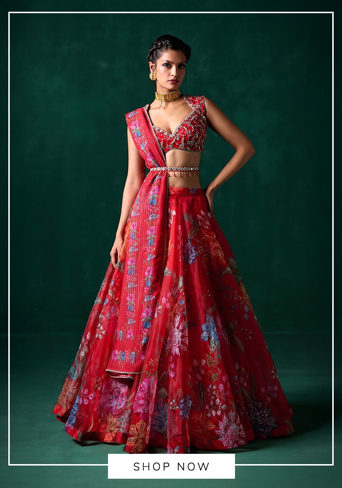 red lehenga