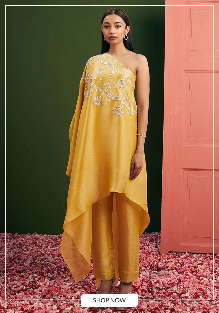 Modern Indian Wedding Guest Outfits Under 1 Lakh 