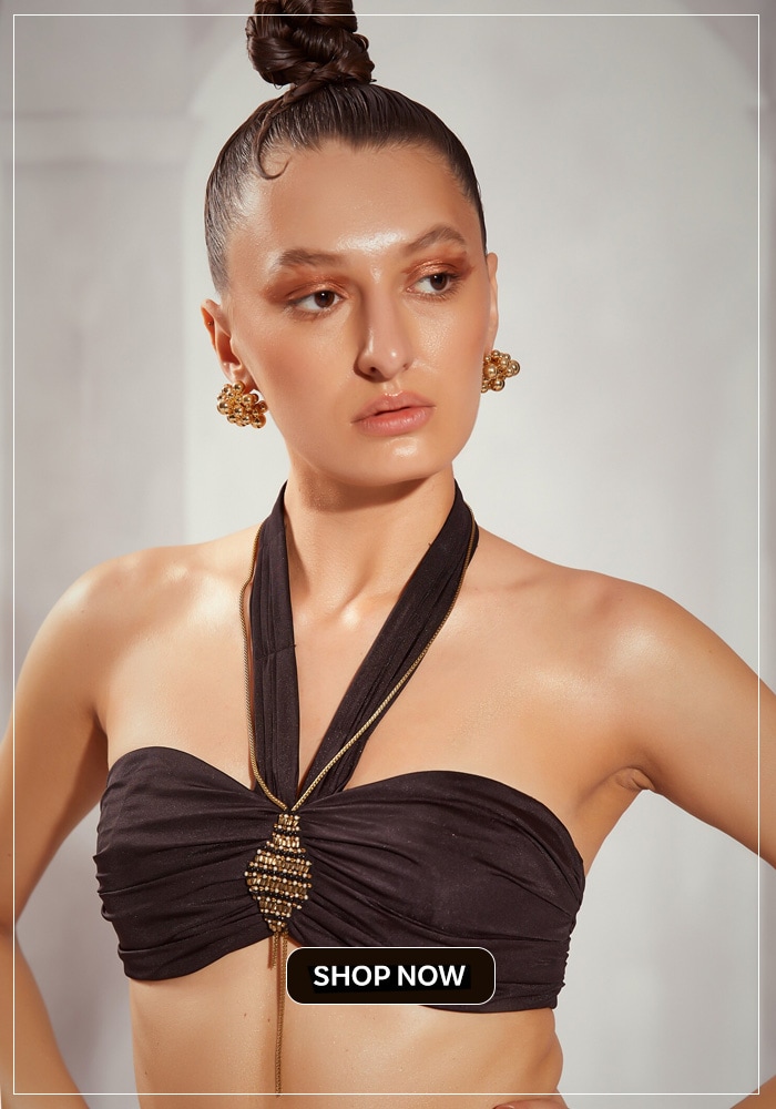 Best Swimwear for Pear-Shaped Bodies 