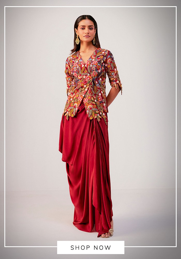 Temple-Ready Red & Orange Outfits for Hanuman Jayanti 2026 15 Minimal Fusion: Kurta and Skirt Combos