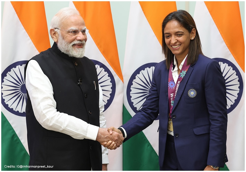 Harmanpreet Bhullar with PM Narendra Modi