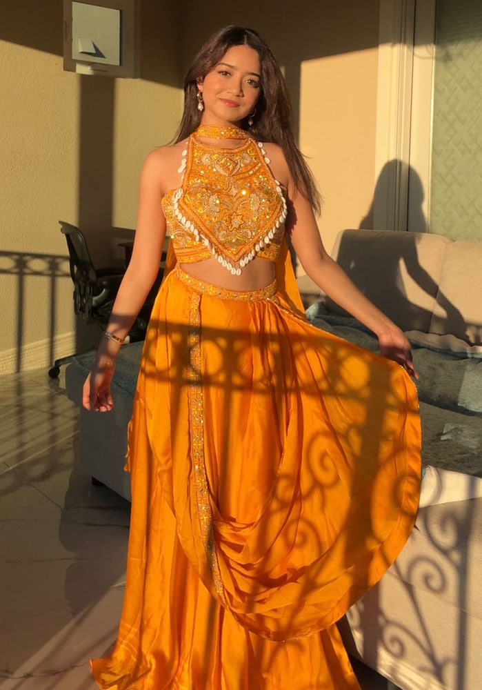 Mounika’s Sun-Drenched Style