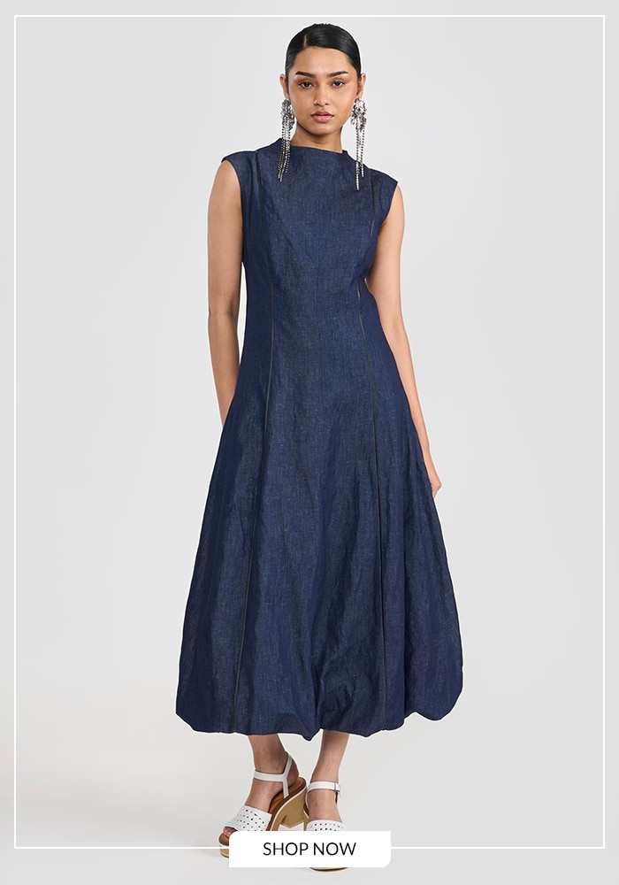 Gujarat Titans (GT): Minimalist Navy and Teal 