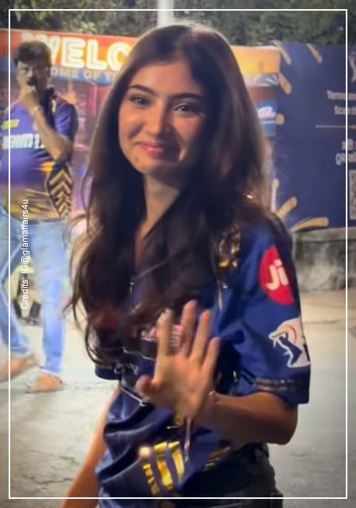 Sara Arjun: Fresh Gen-Z Minimalism