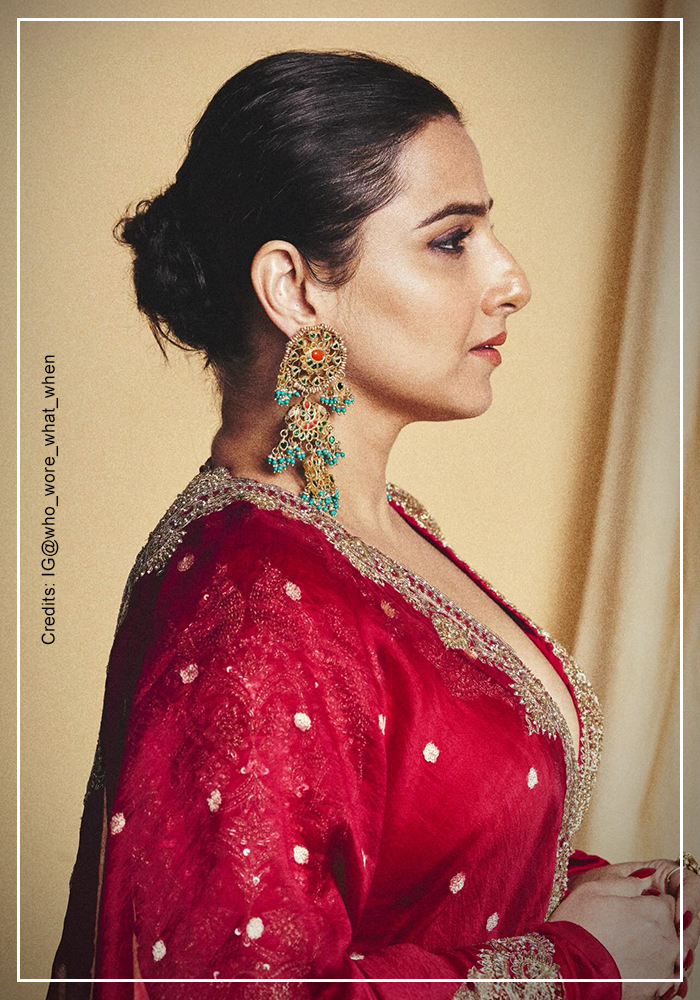 Vidya Balan in chandelier earrings