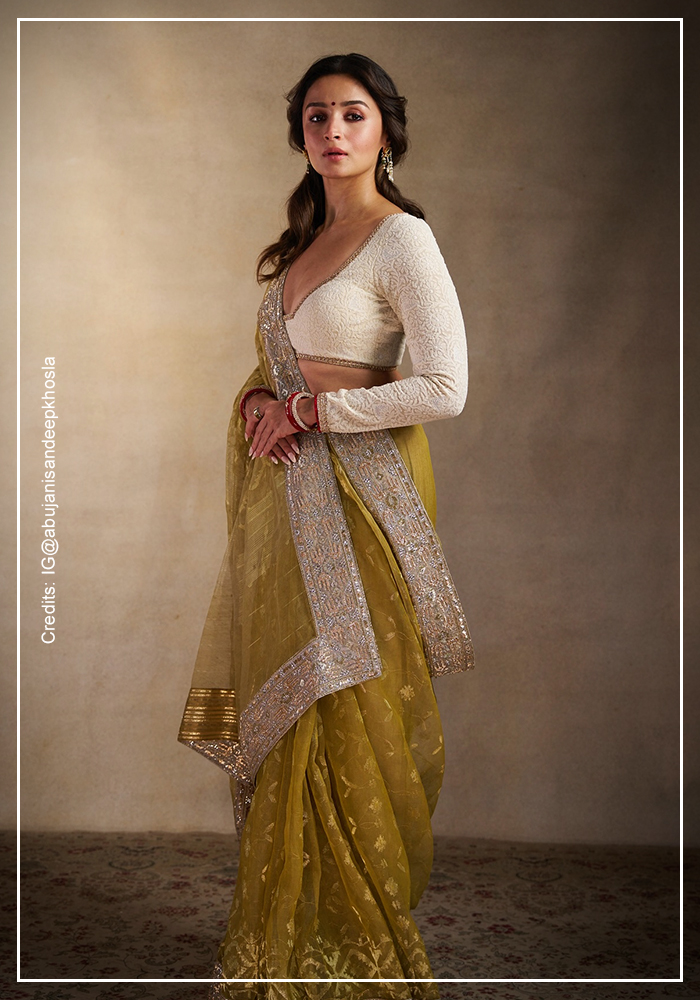 Alia Bhatt wearing Abu Jani Sandeep Khosla jamdani saree