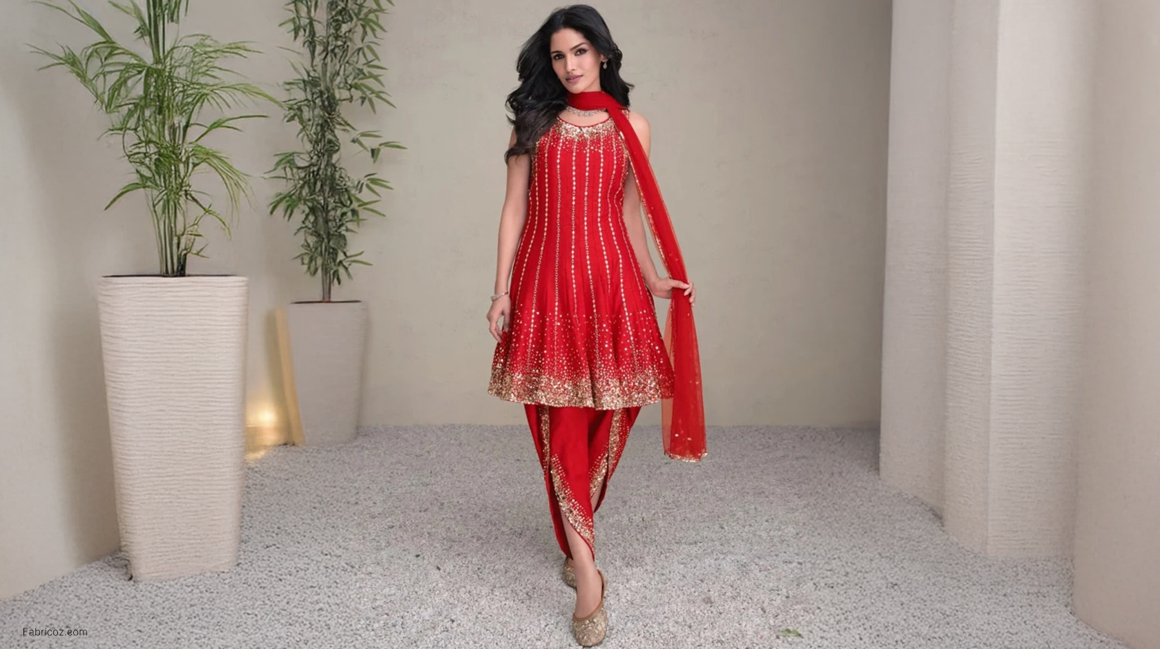 Modern Ways to Style Traditional Indian Outfits