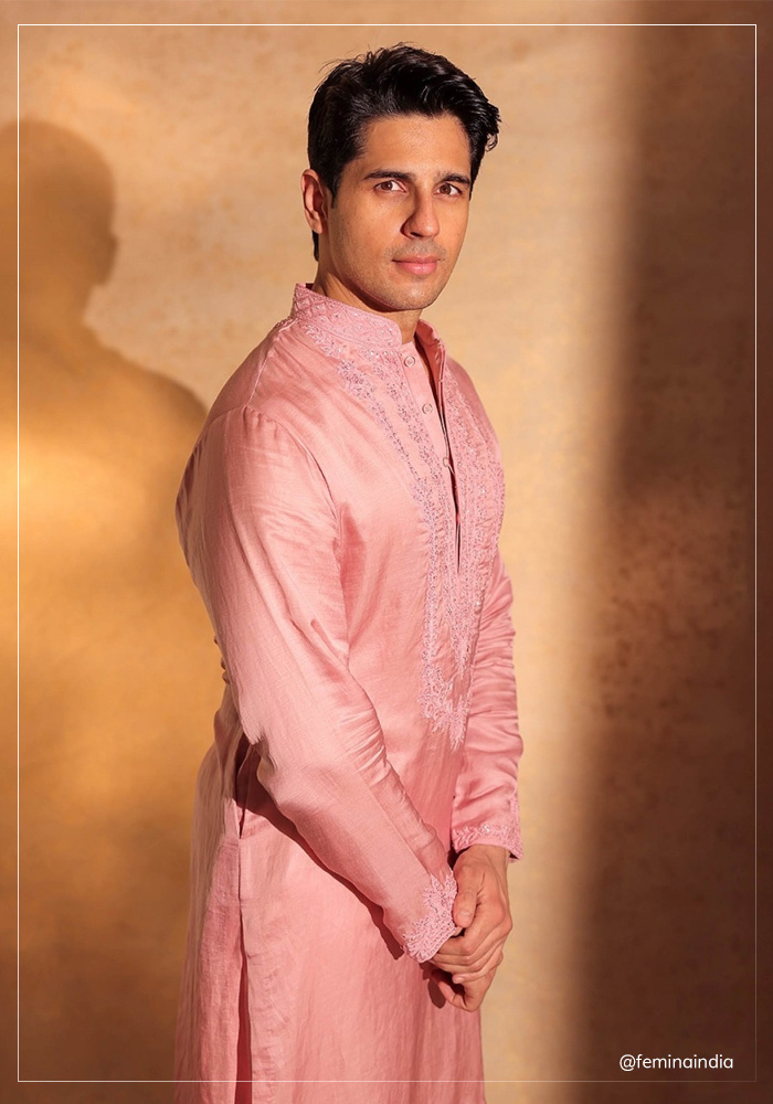 Sidharth Malhotra in pink kurta