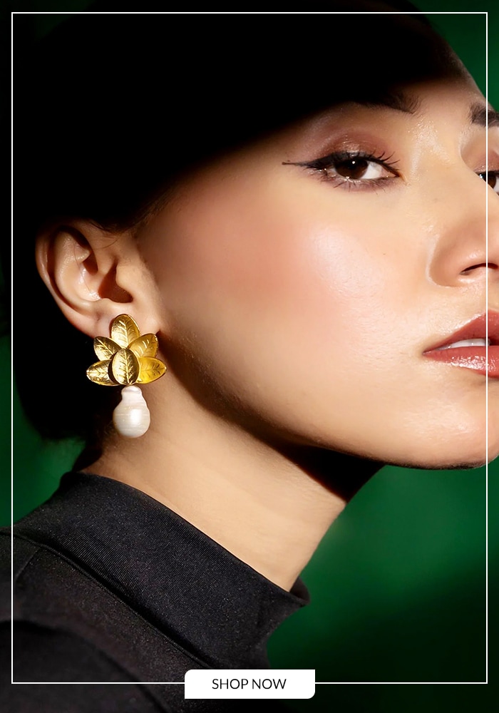 Structured pearl drop earrings for customer facing industries