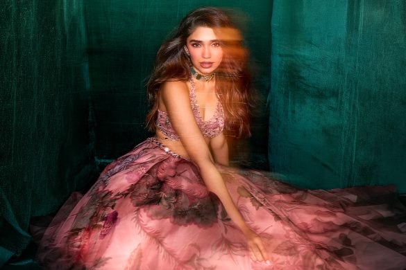 Krithi Shetty’s Latest Aza Cover Is Soft, Strong, and Seriously Addictive