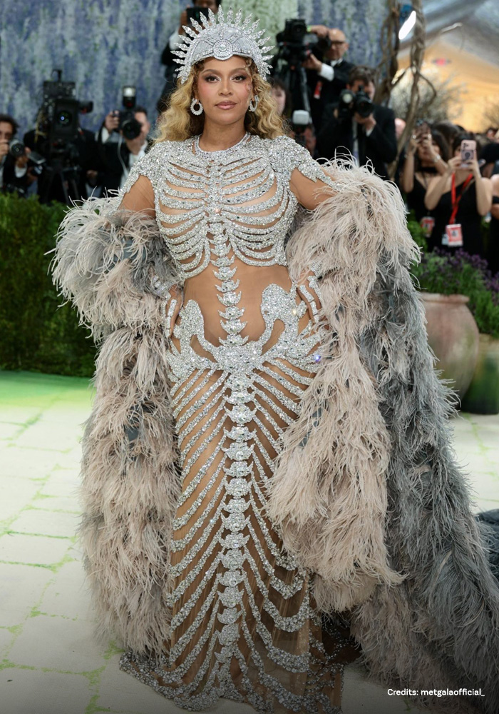 Beyoncé in Balmain