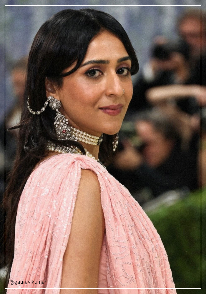 Gauravi Kumari wearing earchain at Met Gala 2026