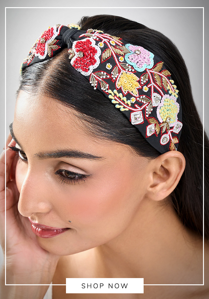 Hair Accessories That Complete the Look 