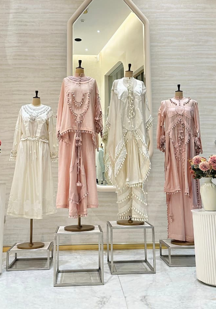 Saim Ghani’s Lakmē Fashion Week Collection Arrives at Aza Kala Ghoda 