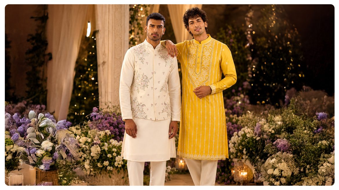 Jamai Sashti looks