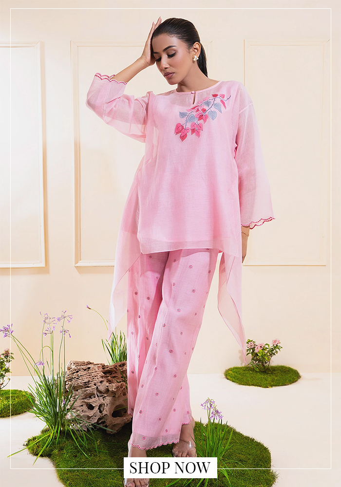 Relaxed kurtas with cigarette pants