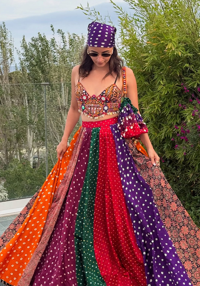 Alia Bhatt wearing Arpita Mehta bandhani lehenga at her friend's wedding