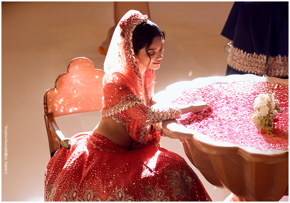 Hair, Veil, and the Power of Tailoring