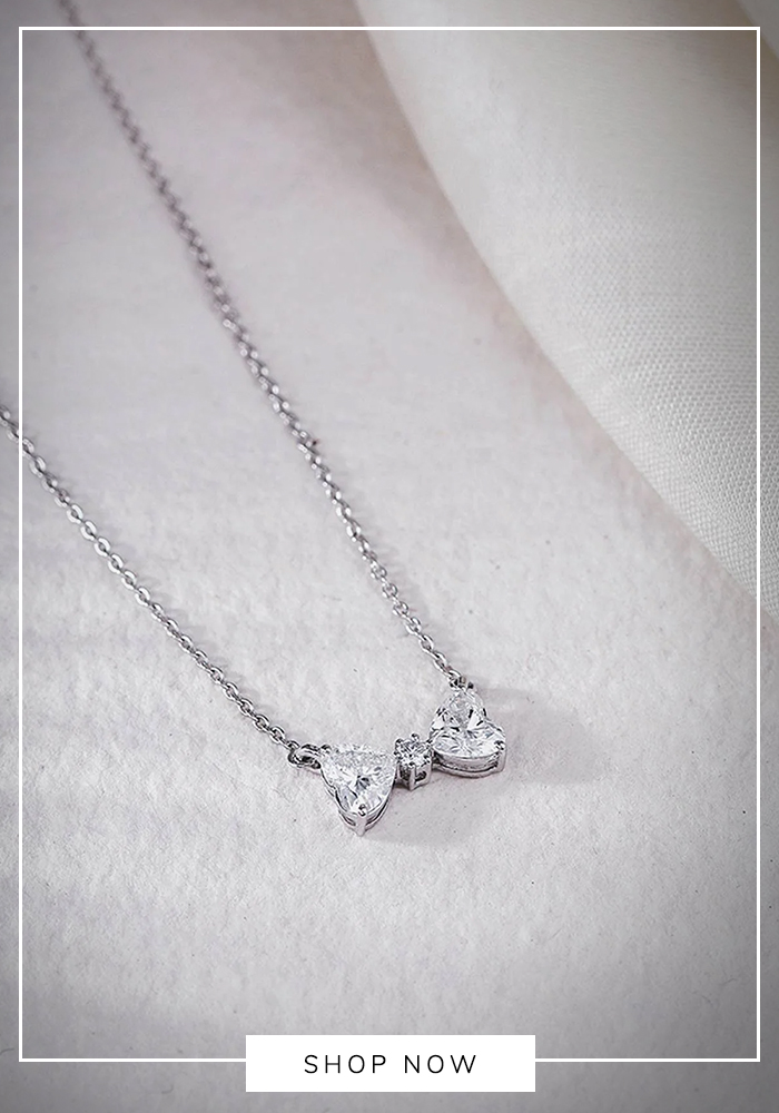 Diamond pendant necklace