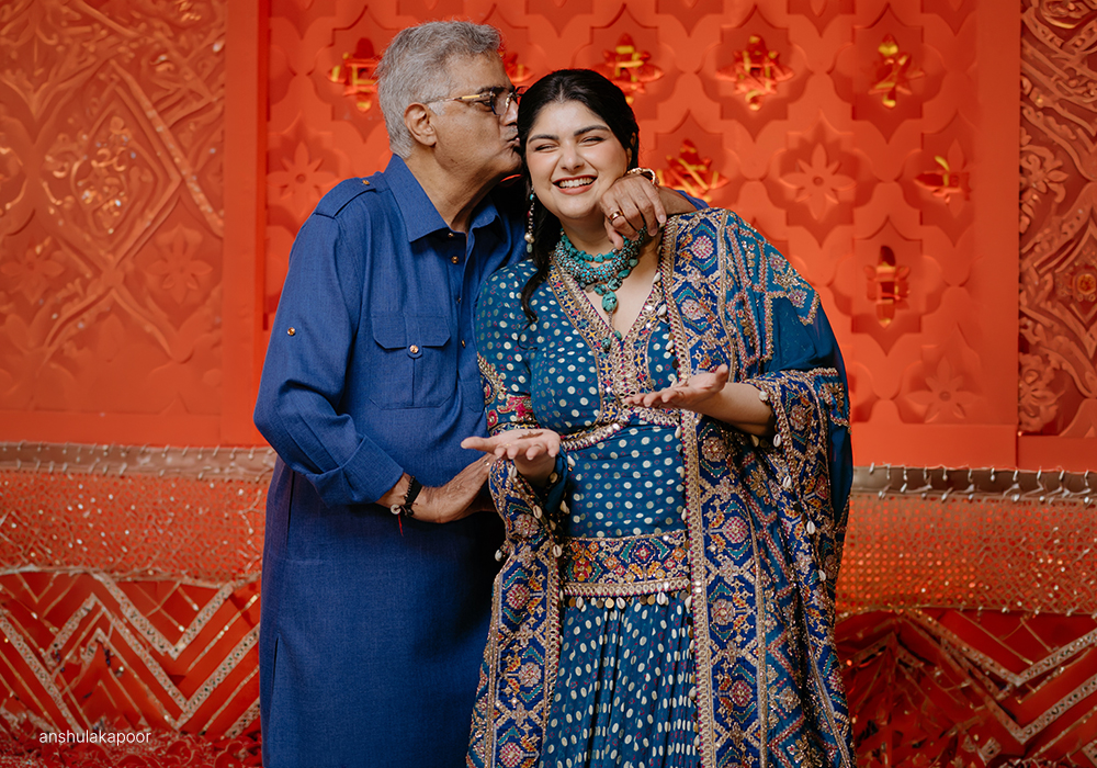 Anshula Kapoor's Patola-Inspired Mehendi Look