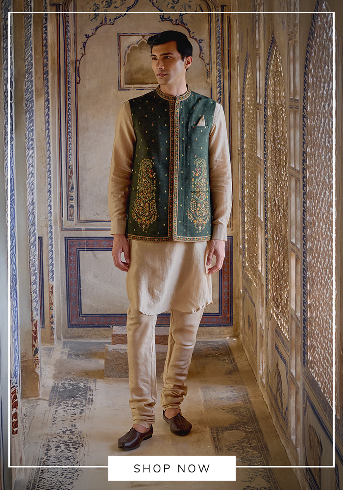 Kalista paisley embroidered bundi set