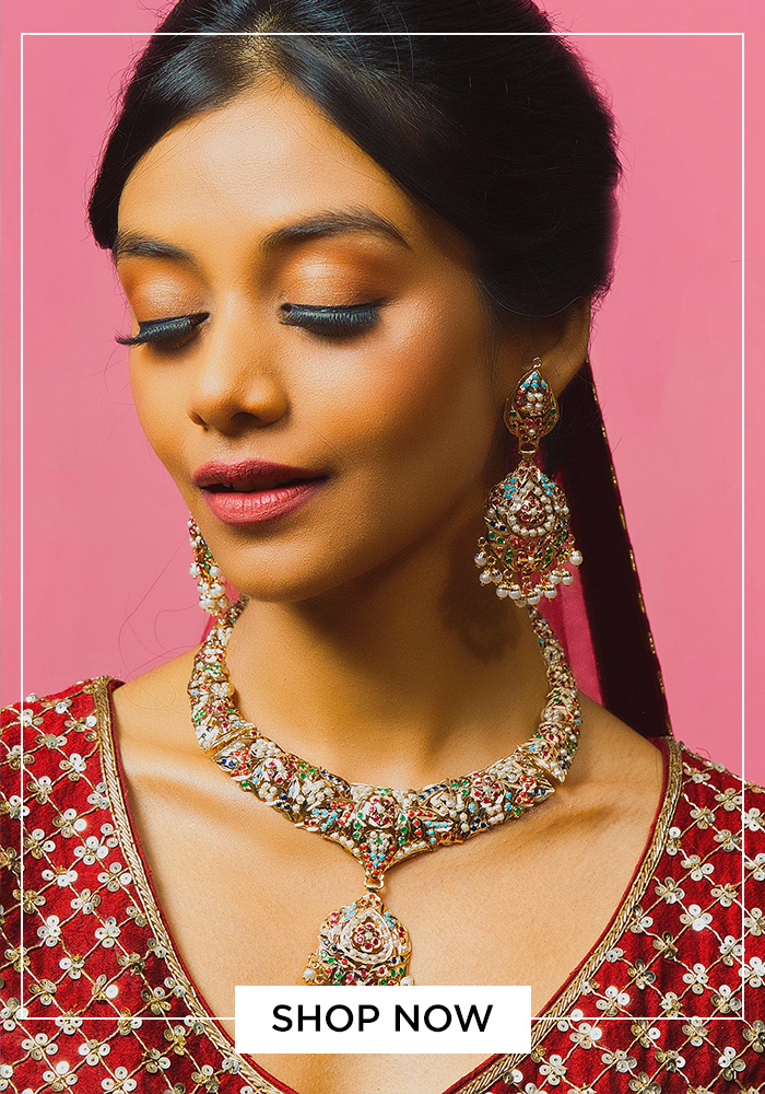 Navratna embellished pendant choker'
