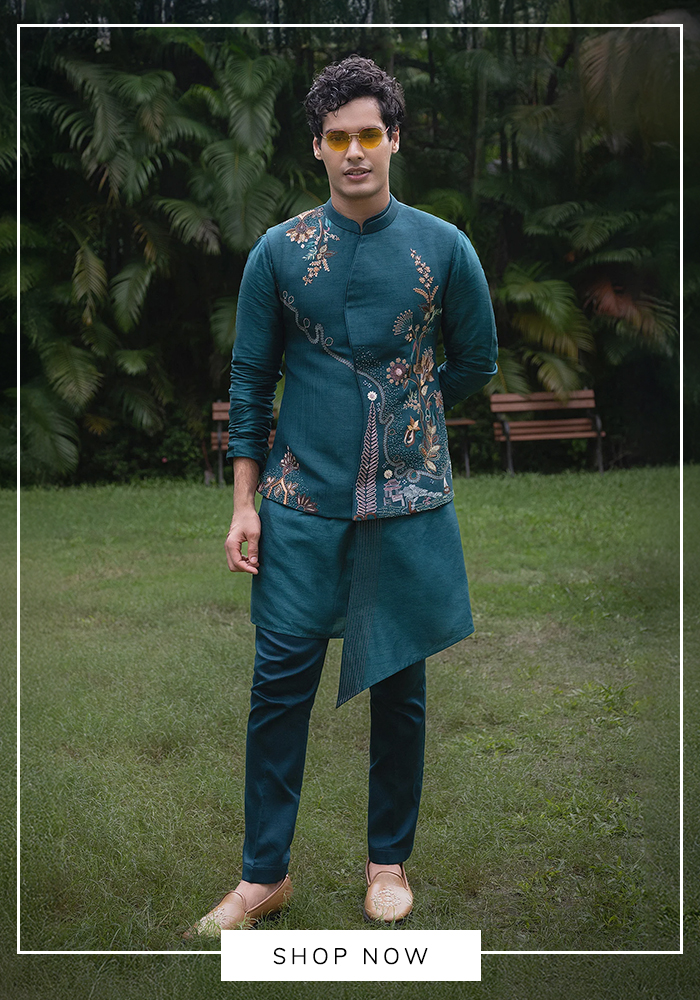 Paarsh embroidered bundi set