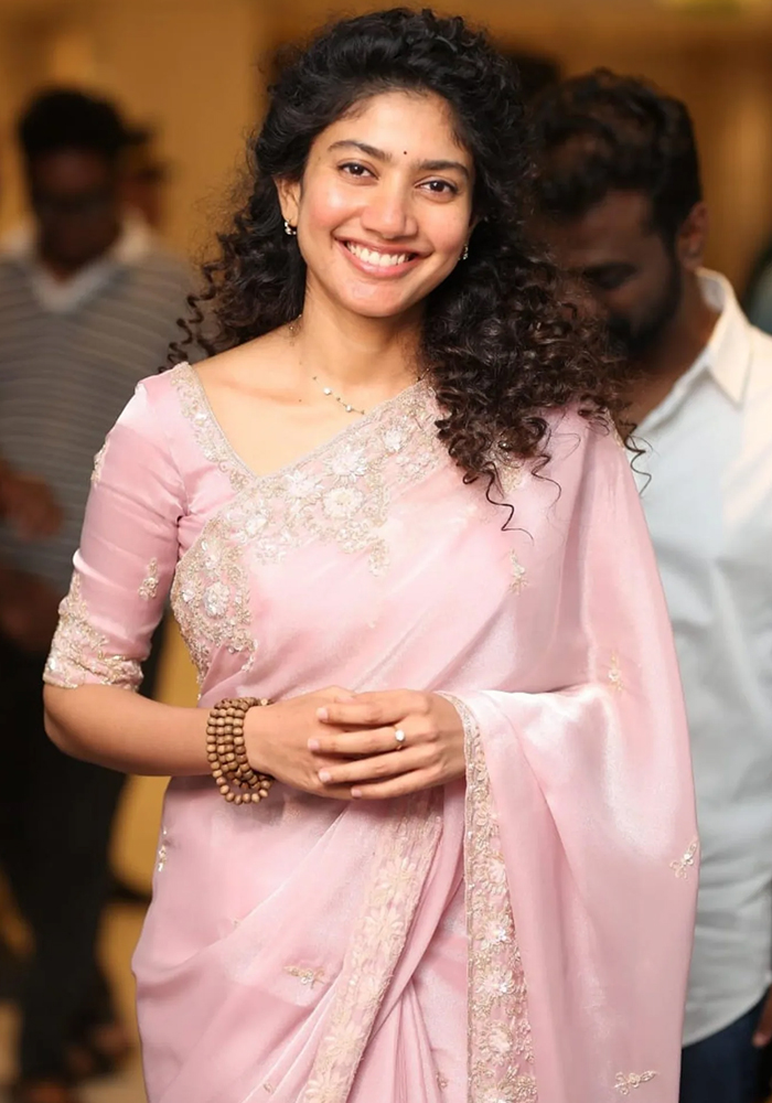 Sai Pallavi pink organza saree