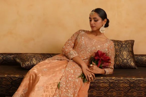 What to Wear to a US Reception