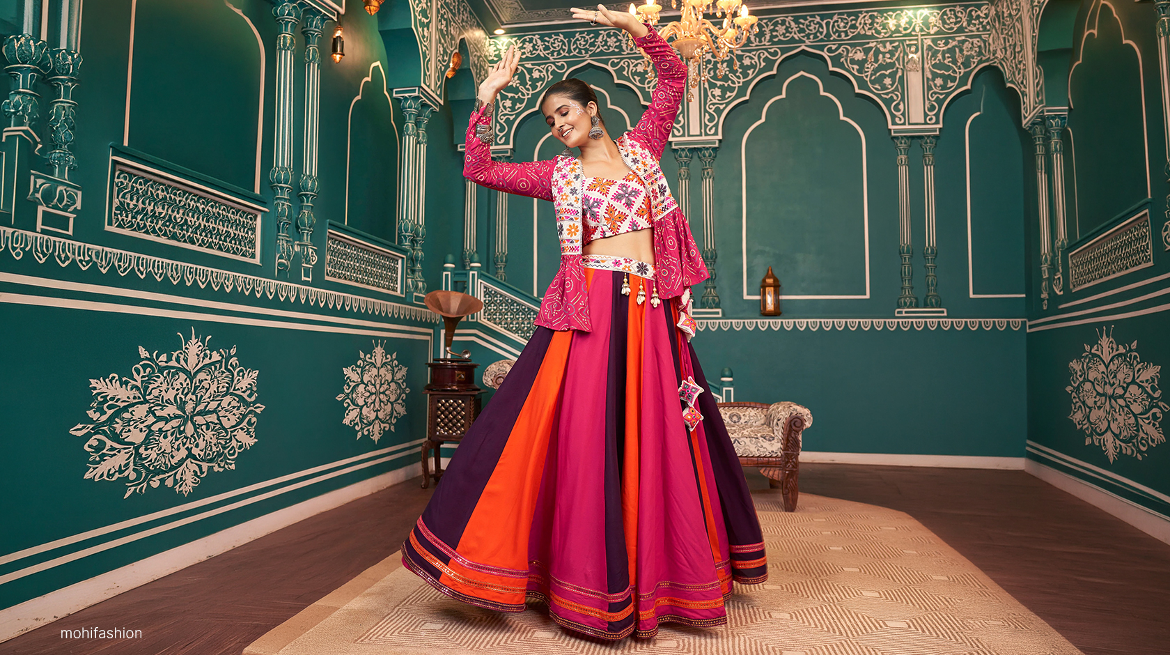 Best Saree Drapes for Garba & Navratri Dancing